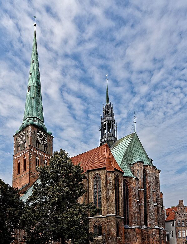 Jakobikirche von der Königstraße aus gesehen